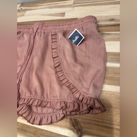 Vanilla Star High Waist Ruffle Shorts - Dusty Pink - Picture 2 of 5